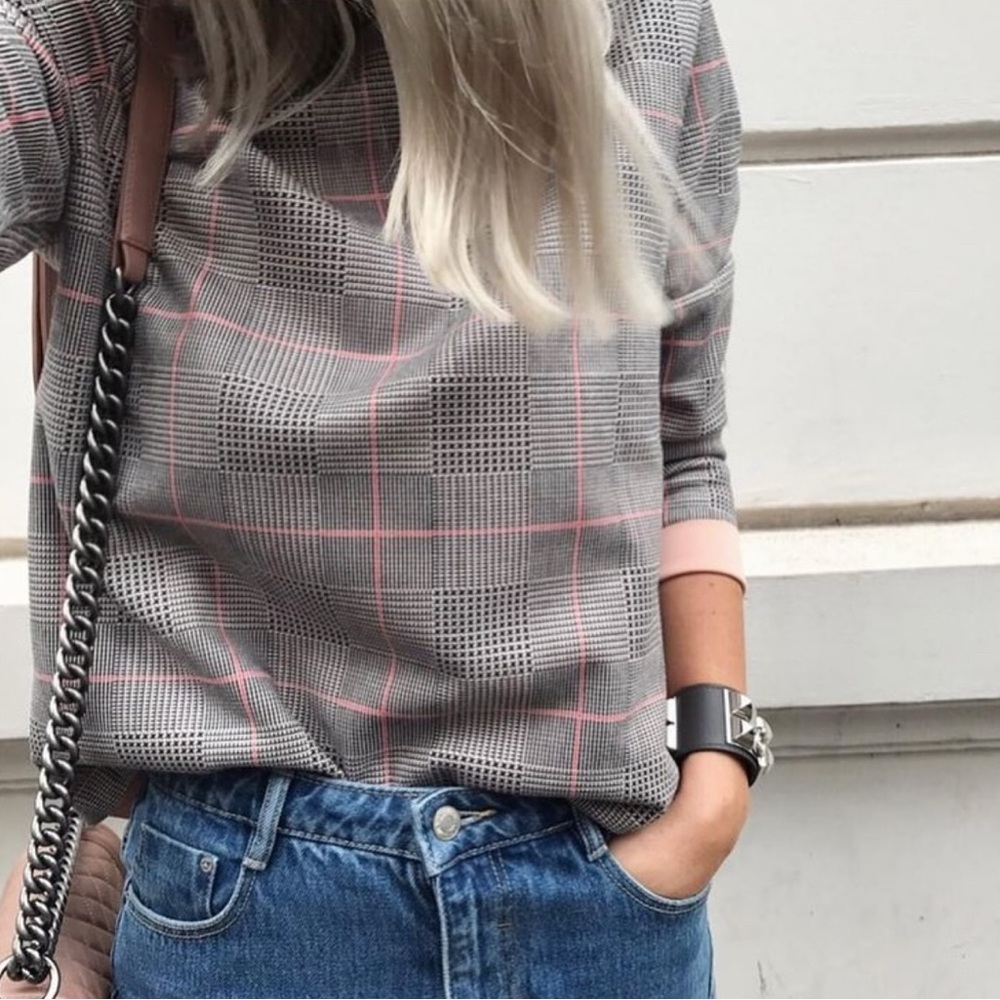 Zara Black, White and Pink Sleeve Top